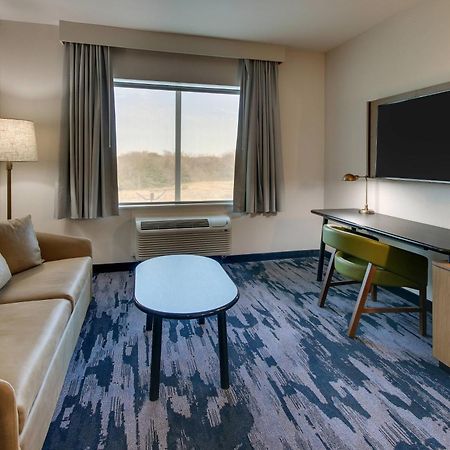 Fairfield Inn And Suites By Marriott Houston Brookhollow Экстерьер фото