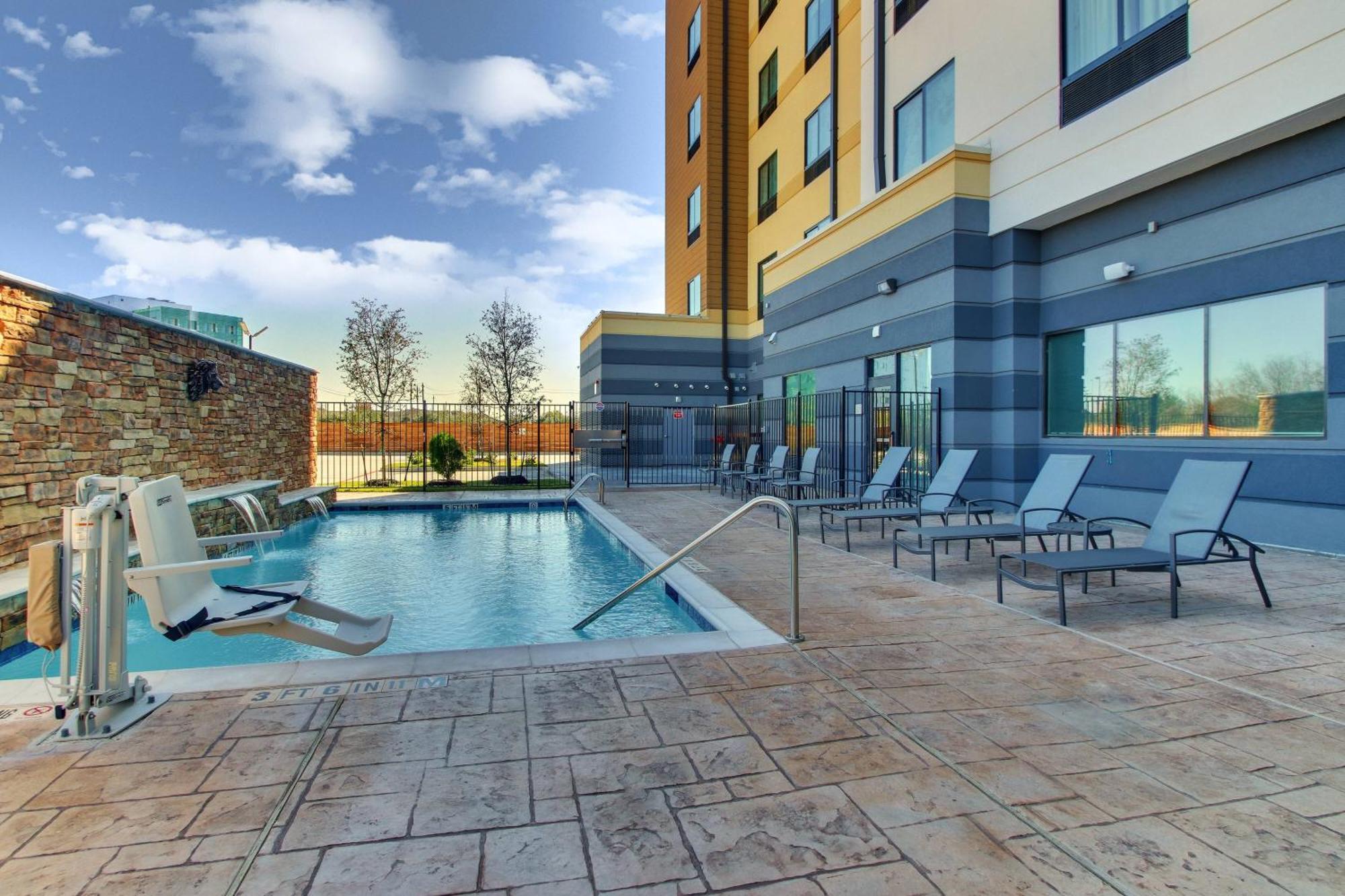 Fairfield Inn And Suites By Marriott Houston Brookhollow Экстерьер фото